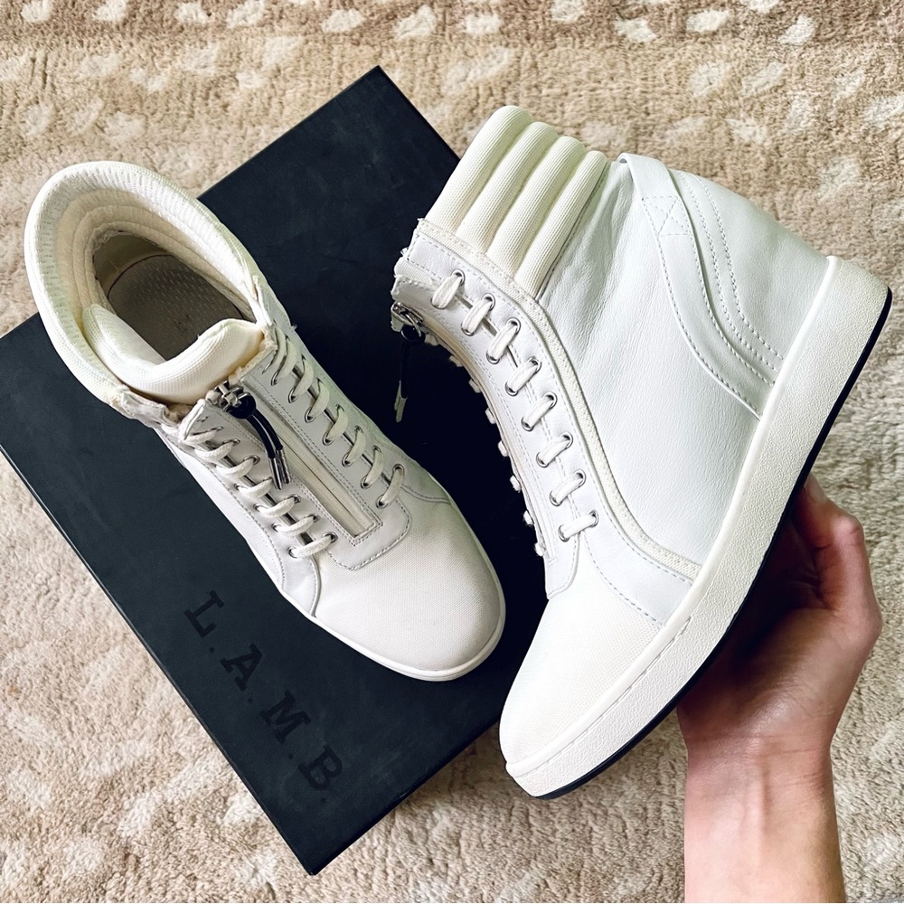 L.A.M.B Georgi White Leather Hidden Wedge Zip Up High Top Sneaker Size 8 1/2